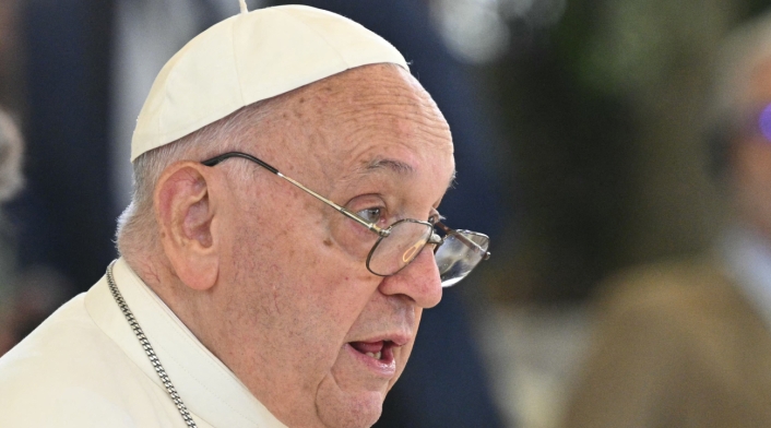 Papa Francisco Papa Francisco insta al G7 a prohibir armas autónomas en discurso sobre inteligencia artificial