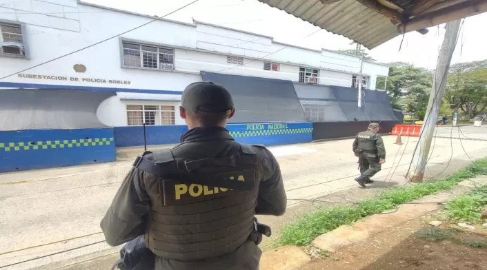 Policía de Robles Policía de Robles