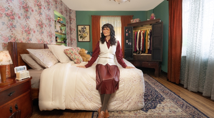Beatriz Pinzón Solano Celebra el regreso de Betty la Fea y quédate en su casa, ahora en Airbnb