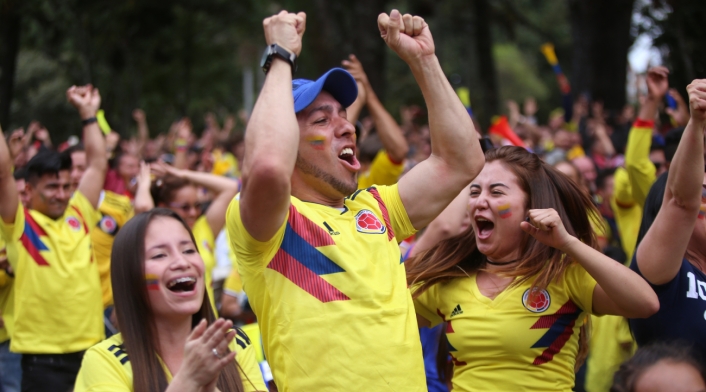 Hinchas apoyando a la Selección Colombia Hinchas apoyando a la Selección Colombia