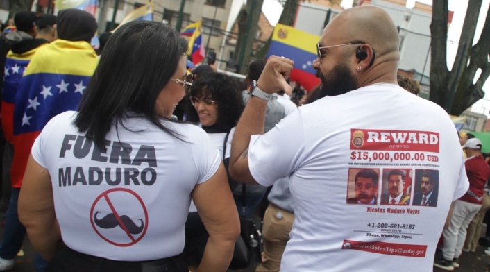 Venezolanos votan en Colombia esperando un cambio Venezolanos votan en Colombia esperando un cambio