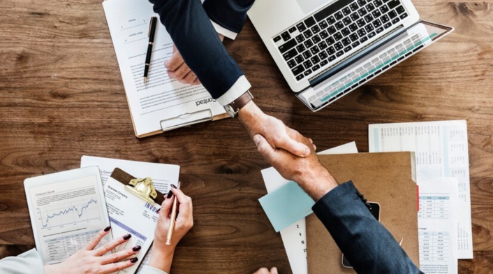 Conozca algunos factores claves para ser feliz en el trabajo Conozca algunos factores claves para ser feliz en el trabajo