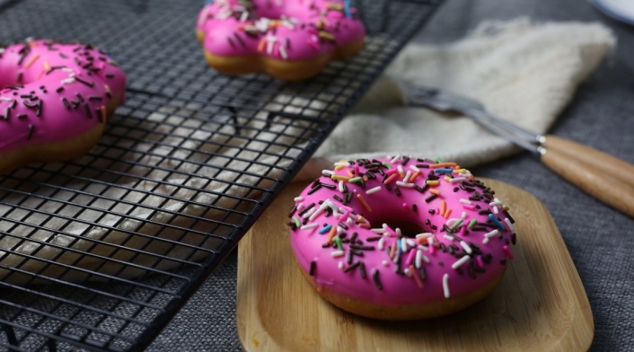 Donuts Donuts