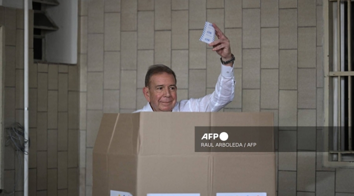 Edmundo González, votando en Caracas Edmundo González, votando en Caracas