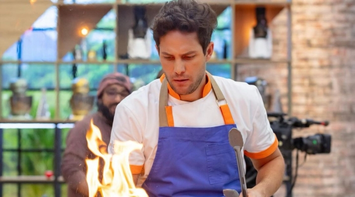¿Qué Pasó? Gabriel Coronel eliminado de "Top Chef VIP 3" en un reñido desafío Gabriel Coronel