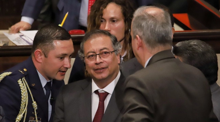 Presidente Gustavo Petro ante el Congreso de la República Presidente Gustavo Petro ante el Congreso de la República