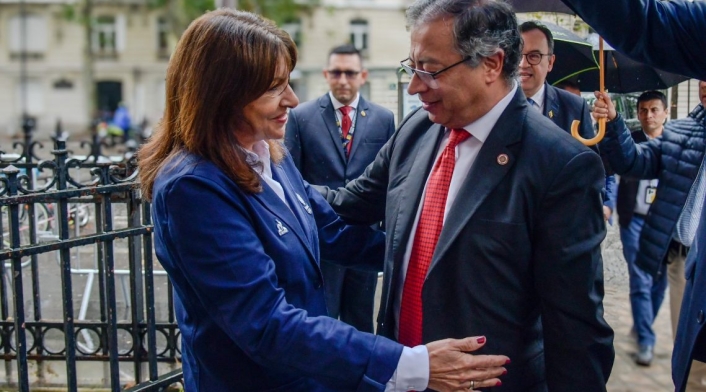 Gustavo Petro y Anne Hidalgo Gustavo Petro y Anne Hidalgo