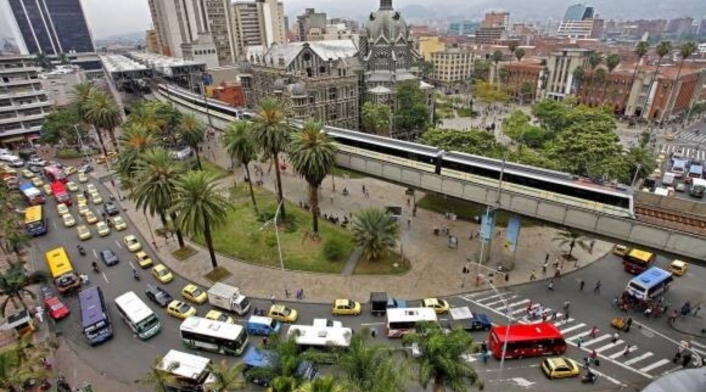 Pico y Placa en Medellín Pico y Placa en Medellín