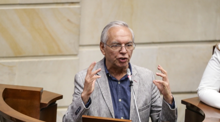 Ricardo Bonilla, ministro de Hacienda Ricardo Bonilla, ministro de Hacienda