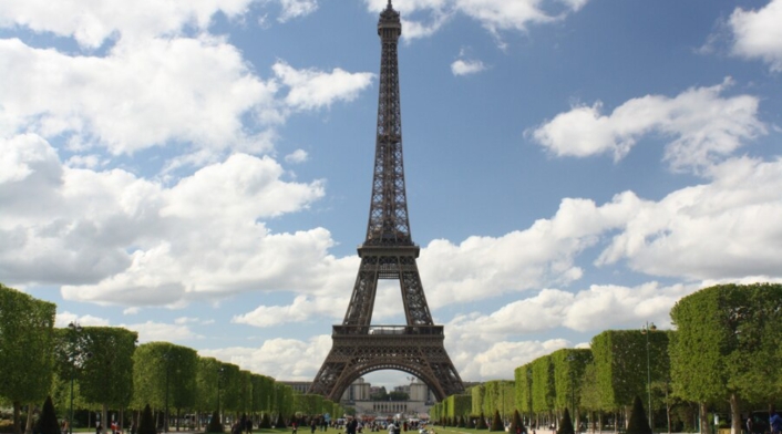 Tour por la Torre Eiffel Tour por la Torre Eiffel