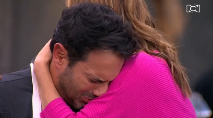 Alejandro Estrada llorando Alejandro Estrada llorando
