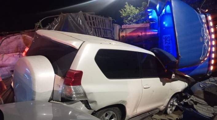 El caso solo dejó cuantiosos daños materiales en los vehículos afectados