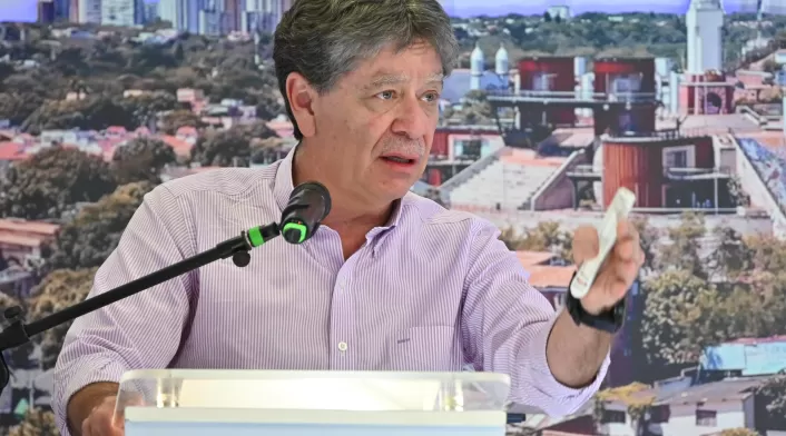 Líderes gremiales en Colombia expresan preocupación por la tensión bilateral entre Gustavo Petro y Donald Trump. Llamado urgente a manejar diferencias diplomáticamente. Líderes gremiales en Colombia expresan preocupación por la tensión bilateral entre Gustavo Petro y Donald Trump. Llamado urgente a manejar diferencias diplomáticamente.