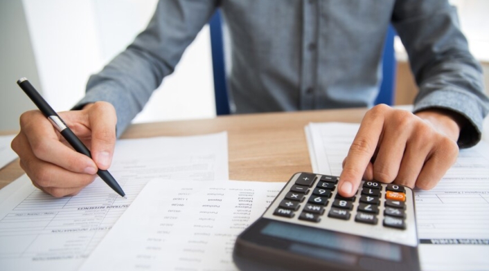 Trabajo/ declaración de renta Trabajo/ declaración de renta