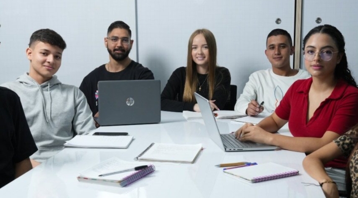 CEIPA Estudiantes CEIPA
