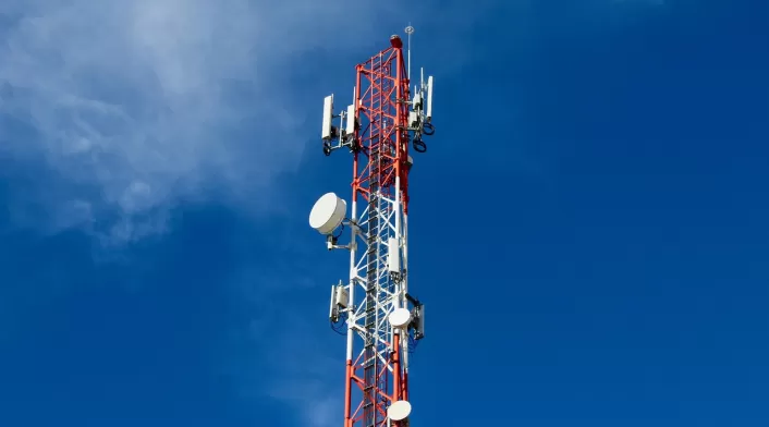 Millicom busca adquirir acciones de Movistar y Telefónica en Colombia, impactando el mercado de las telecomunicaciones. Millicom busca adquirir acciones de Movistar y Telefónica en Colombia, impactando el mercado de las telecomunicaciones.