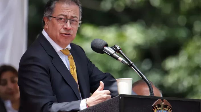 Presidente, Gustavo Petro. Presidente, Gustavo Petro.