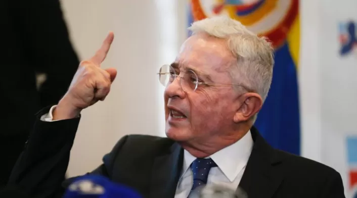 Álvaro Uribe Álvaro Uribe