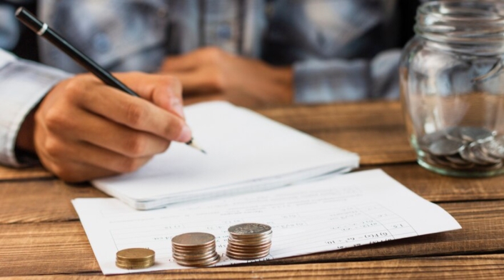 Descubra las 3 estrategias infalibles para salir de deudas rápido Descubra las 3 estrategias infalibles para salir de deudas rápido