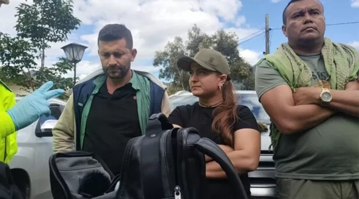 Disidentes en camionetas de la UNP Disidentes en camionetas de la UNP