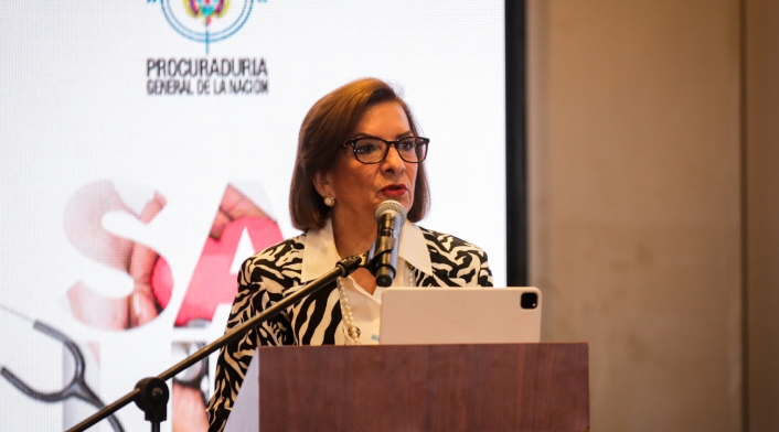 Margarita Cabello, procuradora general La Procuradora General de la Nación, Margarita Cabello, insta a los colombianos a unirse a los procesos de paz