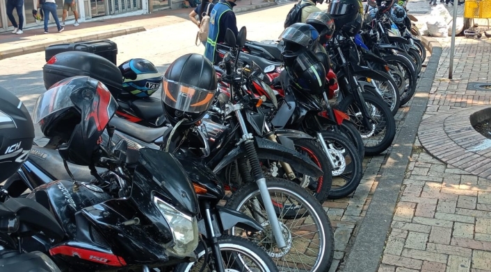 Motos Motos