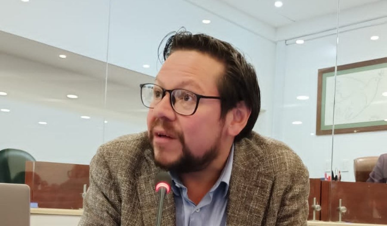 Diego Cancino Viviana Vargas, funcionaria del Ministerio del Interior, denuncia a Diego Cancino por acoso sexual.