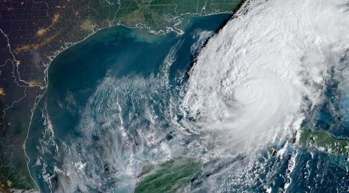 Huracán Milton se dirige hacia la costa oeste de Florida Huracán Milton se dirige hacia la costa oeste de Florida