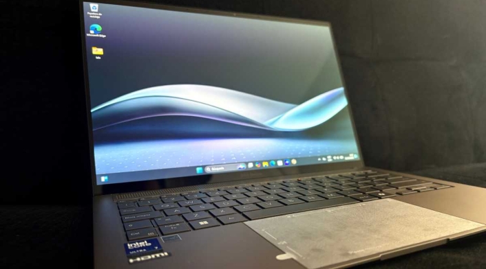 Asus Zenbook S 14 Asus Zenbook S 14