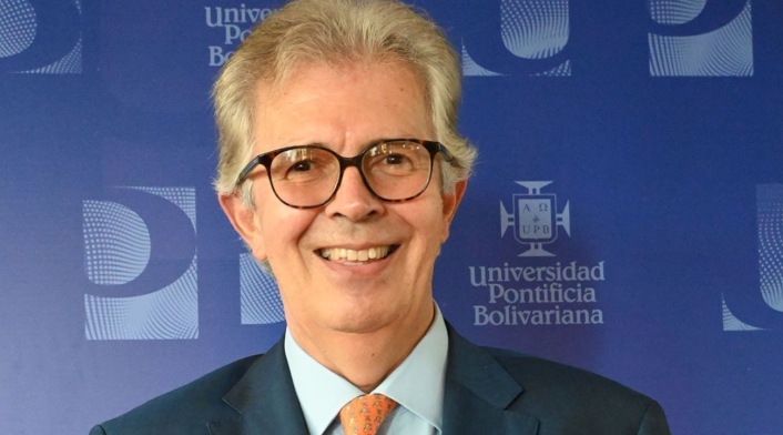 Jaime Arrubla, expresidente de la Corte Suprema Jaime Arrubla, expresidente de la Corte Suprema, habló en La FM de RCN sobre la investigación del CNE a la campaña de Gustavo Petro