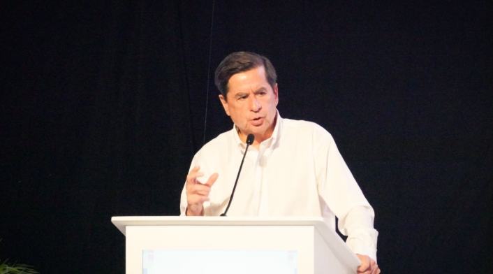 Juan Fernando Cristo, ministro del Interior El ministro del Interior, Juan Fernando Cristo, se refirió a la investigación del CNE contra el presidente Gustavo Petro
