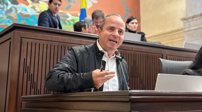 Juan Espinal - 2024