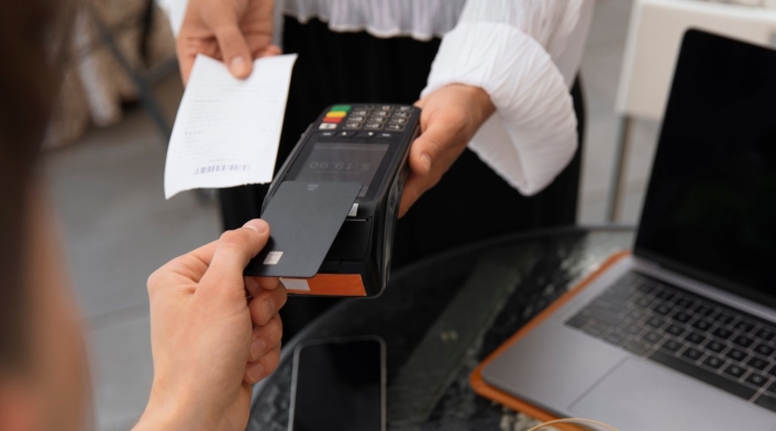 Pagos con tarjeta Pagos con tarjeta