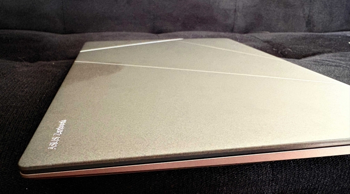 Asus Zenbook S 14 Asus Zenbook S 14