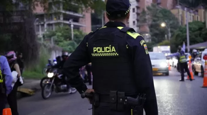 Referencia de policías en Envigado