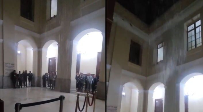 Colapso en Salón Elíptico del Congres por fuertes lluvias Colapso en Salón Elíptico del Congres por fuertes lluvias