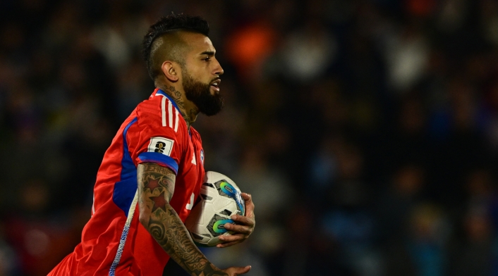Arturo Vidal en la selección de Chile Arturo Vidal se reconcilia con Ricardo Gareca en la selección de Chile, dejando atrás las polémicas y enfocándose en las Eliminatorias Sudamericanas