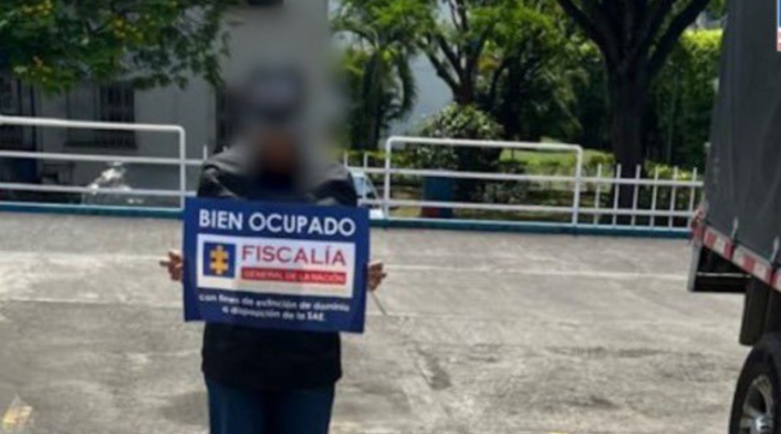 Medidas cautelares a bienes La Fiscalía General de la Nación impone medidas cautelares a vivienda y parqueadero de líder de red delincuencial en Cali Valle del Cauca