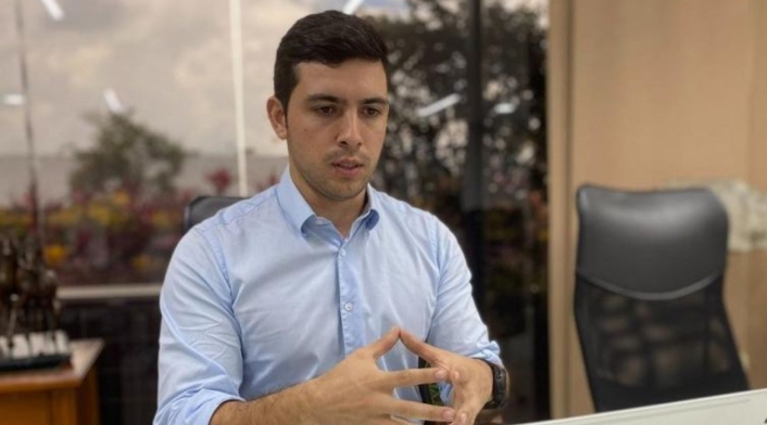 Esteban Restrepo Esteban Restrepo