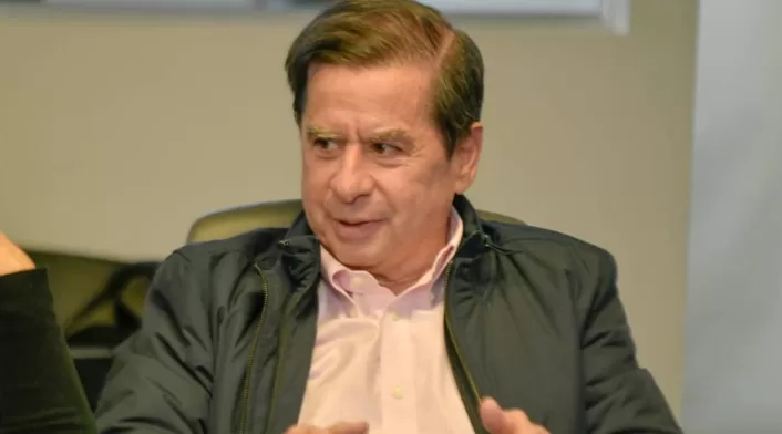 Juan Fernando Cristo, ministro del Interior El ministro del Interior, Juan Fernando Cristo, confía en el nuevo magistrado de la Corte Constitucional, Miguel Polo, para defender los derechos y el equilibrio institucional en Colombia.