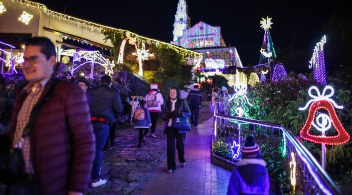 Monserrate alumbrados de Navidad Monserrate alumbrados de Navidad