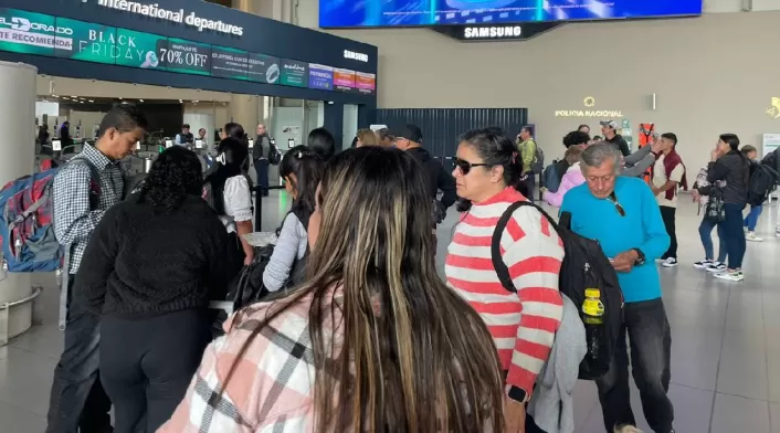 Salidas internacionales - Aeropuerto El Dorado