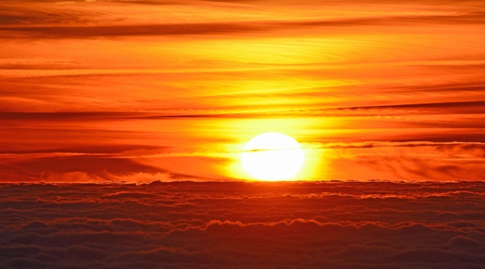 Sol La predicción sobre el destino del sol se basa en el estudio de estrellas similares que han alcanzado su fin
