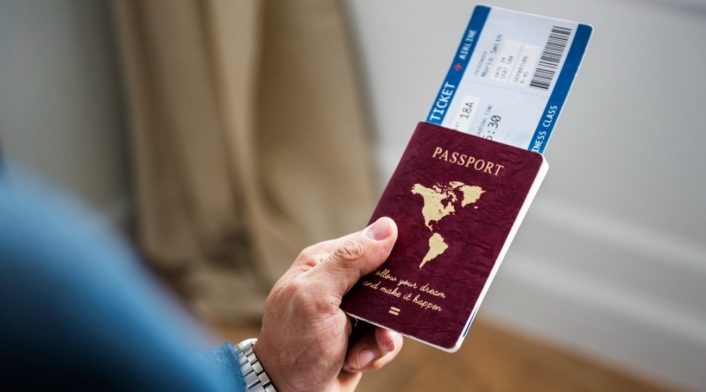 Tiquete y pasaporte Tiquete y pasaporte