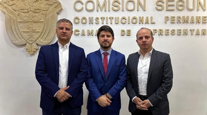 Congresistas antioqueños rechazan ausencia del gobierno