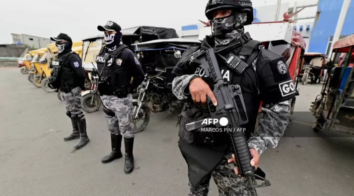 Policía en Ecuador
