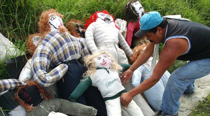 Año Viejo Año Viejo