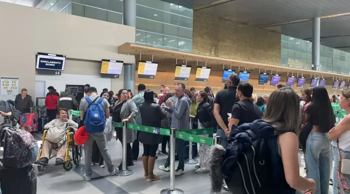 Salidas internacionales en Aeropuerto El Dorado Salidas internacionales en Aeropuerto El Dorado