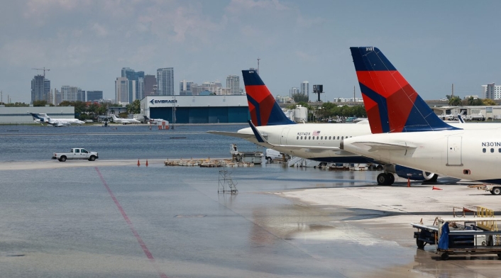 Aeropuerto Internacional de Fort Lauderdale-Hollywood, Aeropuerto Internacional de Fort Lauderdale-Hollywood,