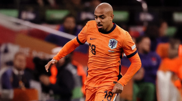 Aston Villa anuncia fichaje de Donyell Malen Aston Villa anuncia fichaje de Donyell Malen